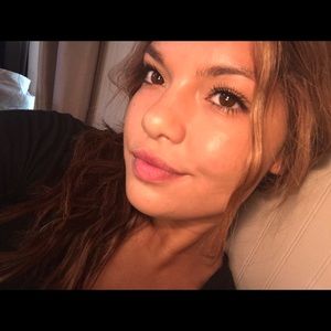 Meet your Posher, Kira